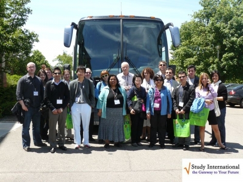 Advisers Visit Nova Scotia Ag Coll in Nova Scotia