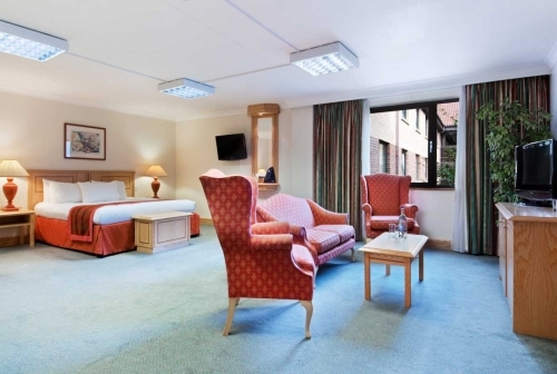 Hilton Swindon