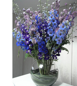 Stunning Modern Vase Arrangements for Weddings and Events