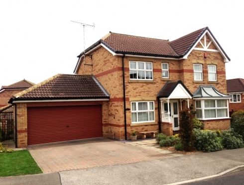 Replacement roofline with dry verge caps