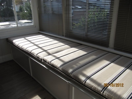 Bespoke, made to measure window seat & constrasting made to measure venetian blinds in Worthing, West Sussex in Worthing