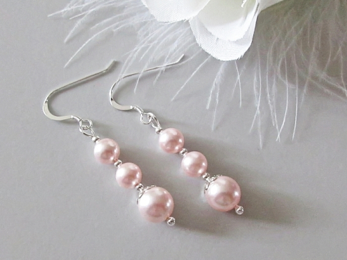 Pink Pearl Bridesmaids Earrings / June Birthday Gift / 30th Wedding Anniversary Gift