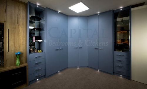 Fitted Wardrobe (Price Shown is for Quotation Only)
