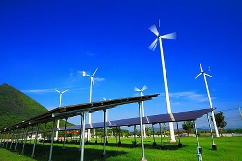 Wind And Solar Working Together
