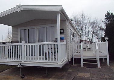 Butlins Skegness Super Grade Caravan for hire with passes included in your price. Great Entertainment for tots right up to the brilliant themed Adult Breaks. Lovely 3 bedroom caravan close to the main resort. All of our caravans are fully equipped to make